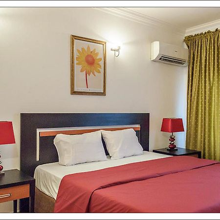 Reeve Court Apartment ラゴス エクステリア 写真